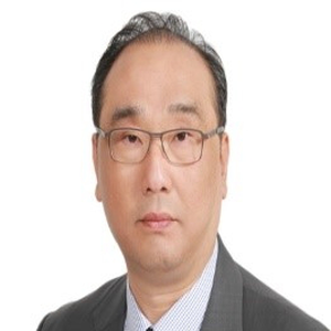 Joon Yang (Managing Director of PwC)